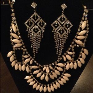 Necklace & earring set with rhinestones
